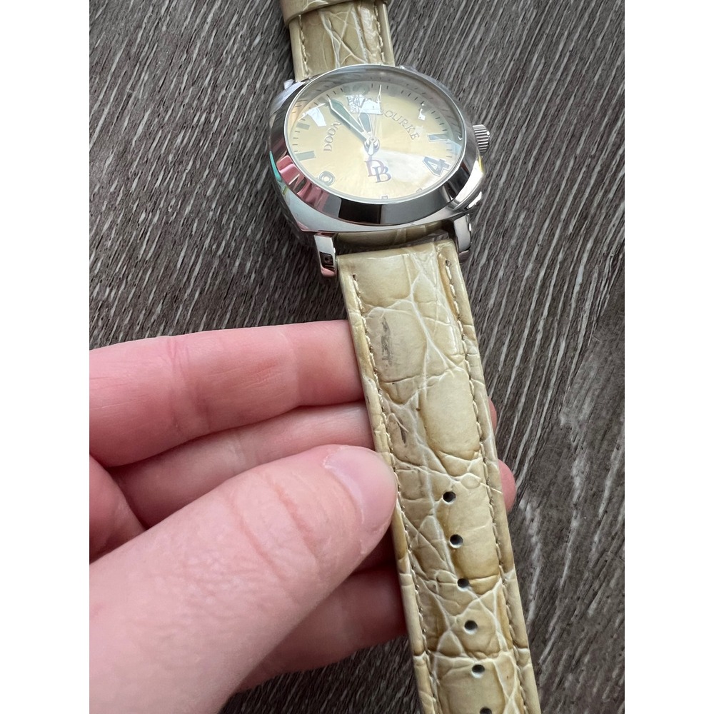 Dooney & Bourke Wristwatch Women OS Cream Leather Croc Embossed Stainless - Picture 2 of 6